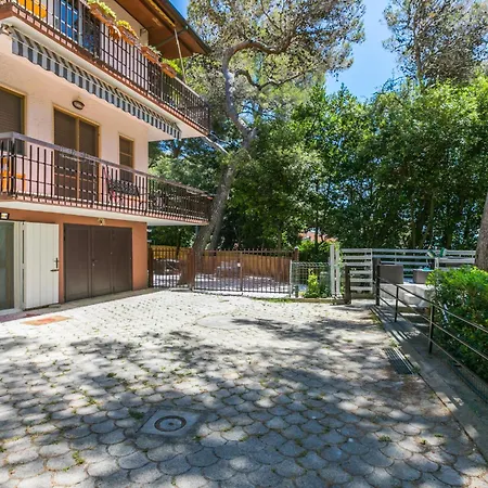 La Chicca By Interhome